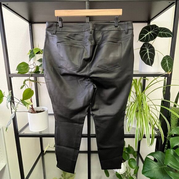 New Torrid Black Faux Leather Pants - Size 18R - Picture 5 of 6